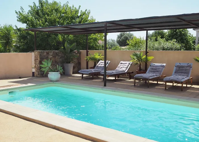 Confort Avec Piscine Privee * Ventiseri