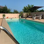 Vila Confort Avec Piscine Privee Ventiseri