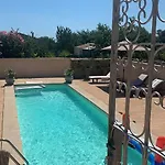 Confort Avec Piscine Privee Vila *
