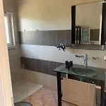 Confort Avec Piscine Privee Vila