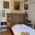 Vila Confort Avec Piscine Privee *