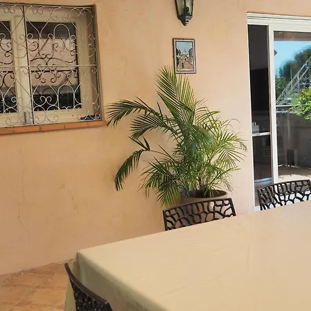 Confort Avec Piscine Privee Villa *