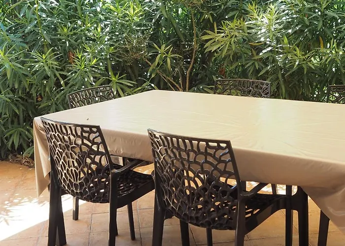 Confort Avec Piscine Privee